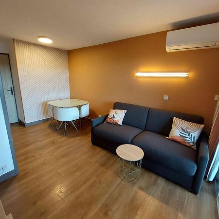 Cap Esterel Appartement Climatise Dans Le Centre Du Village Vacances Drammont Luaran gambar
