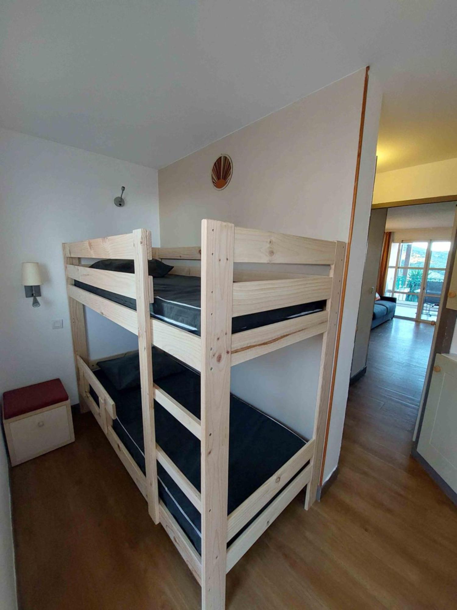 Cap Esterel Appartement Climatise Dans Le Centre Du Village Vacances Drammont Luaran gambar